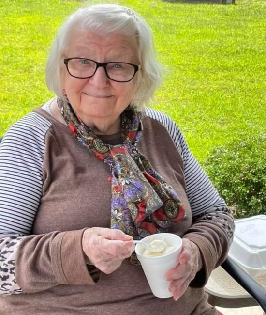 Obituary of Geraldine "Geri" Lott Thomas