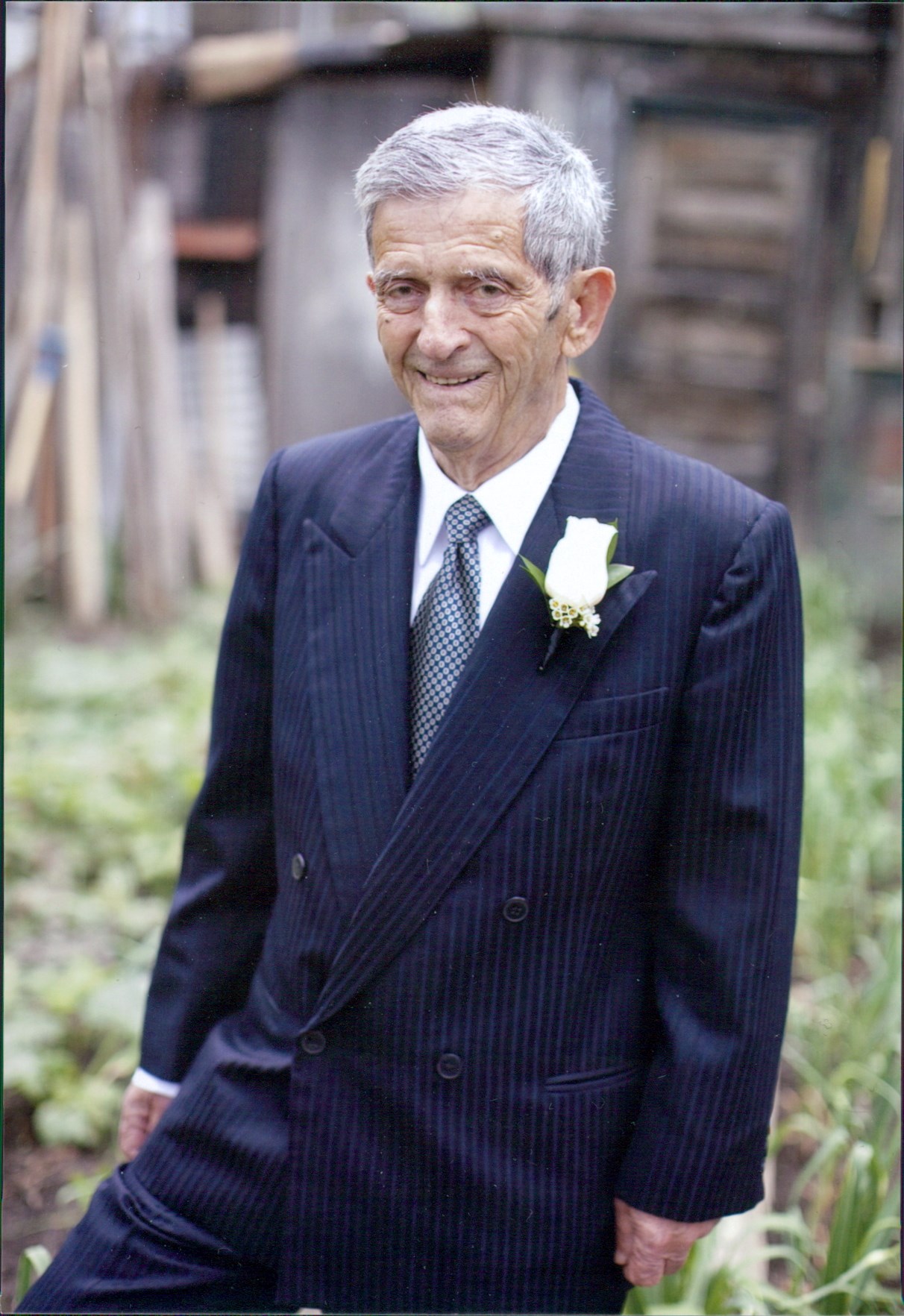 Obituary of Konstantinos "Gus" Liounis