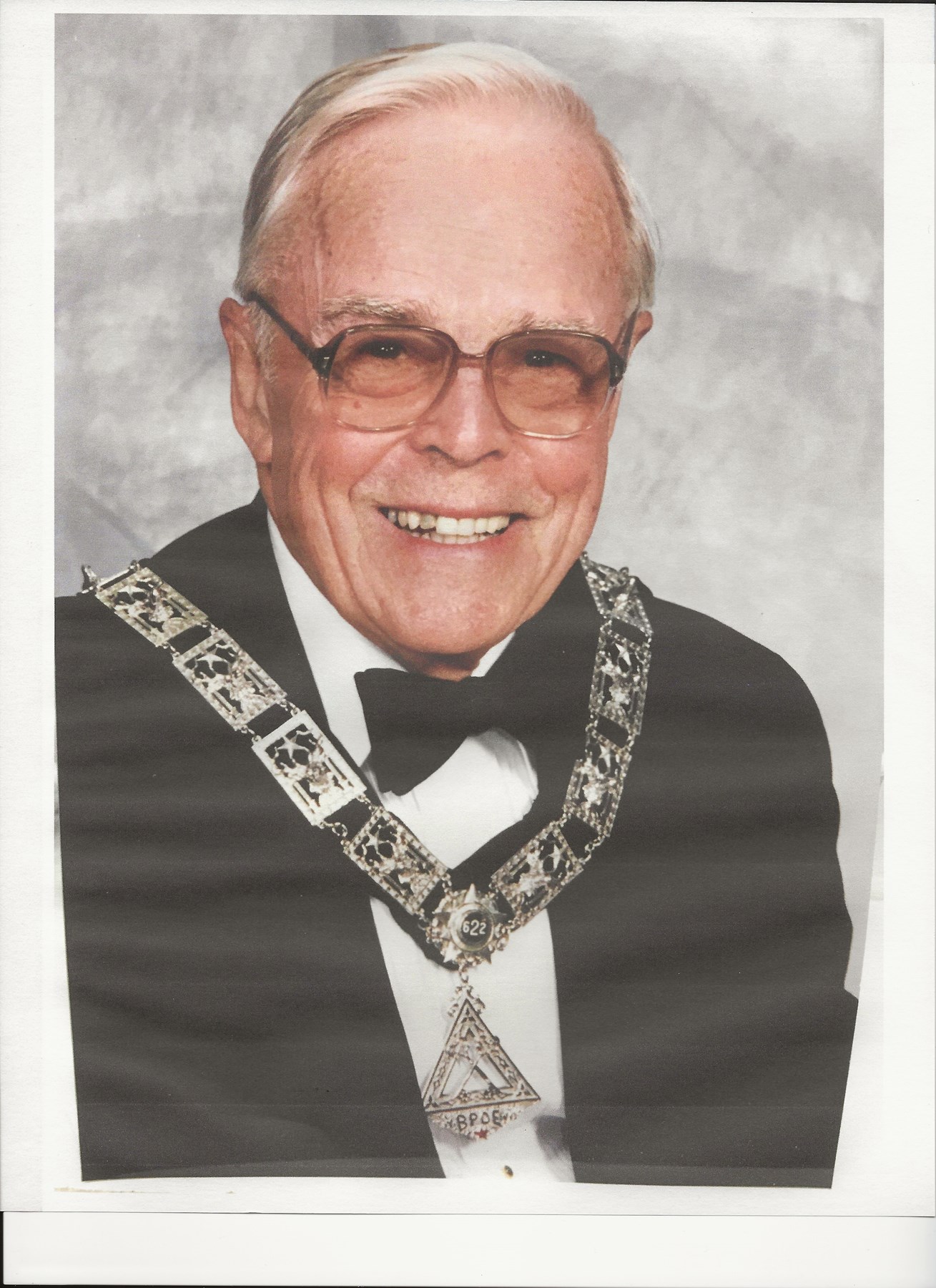 Avis de décès de Kenneth Douglas Webb