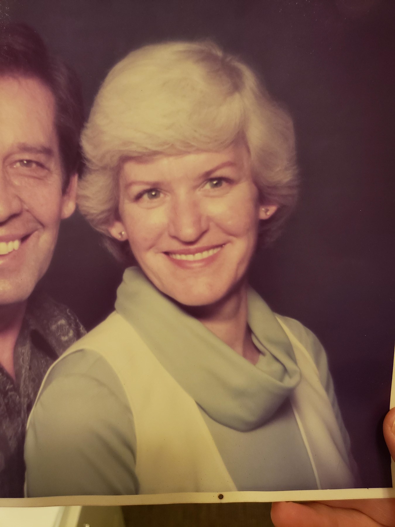 Obituary of Barbara Joyce Weir