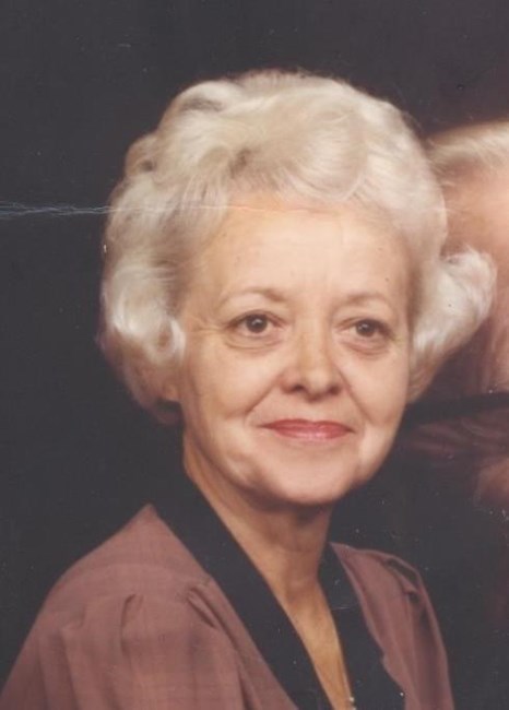 Avis de décès de Helen "Nadine" Peake