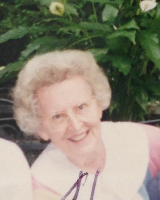 Obituary of Margaret Fentress Holt