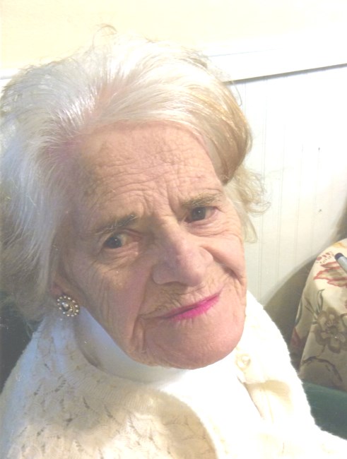 Obituario de Julia T. Stevens
