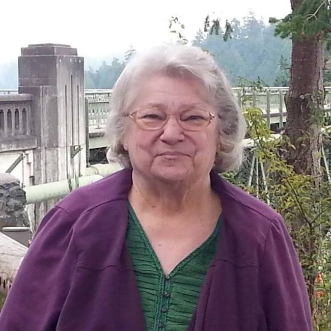 Obituario de Loy Marie (Kneeland)  Weathers