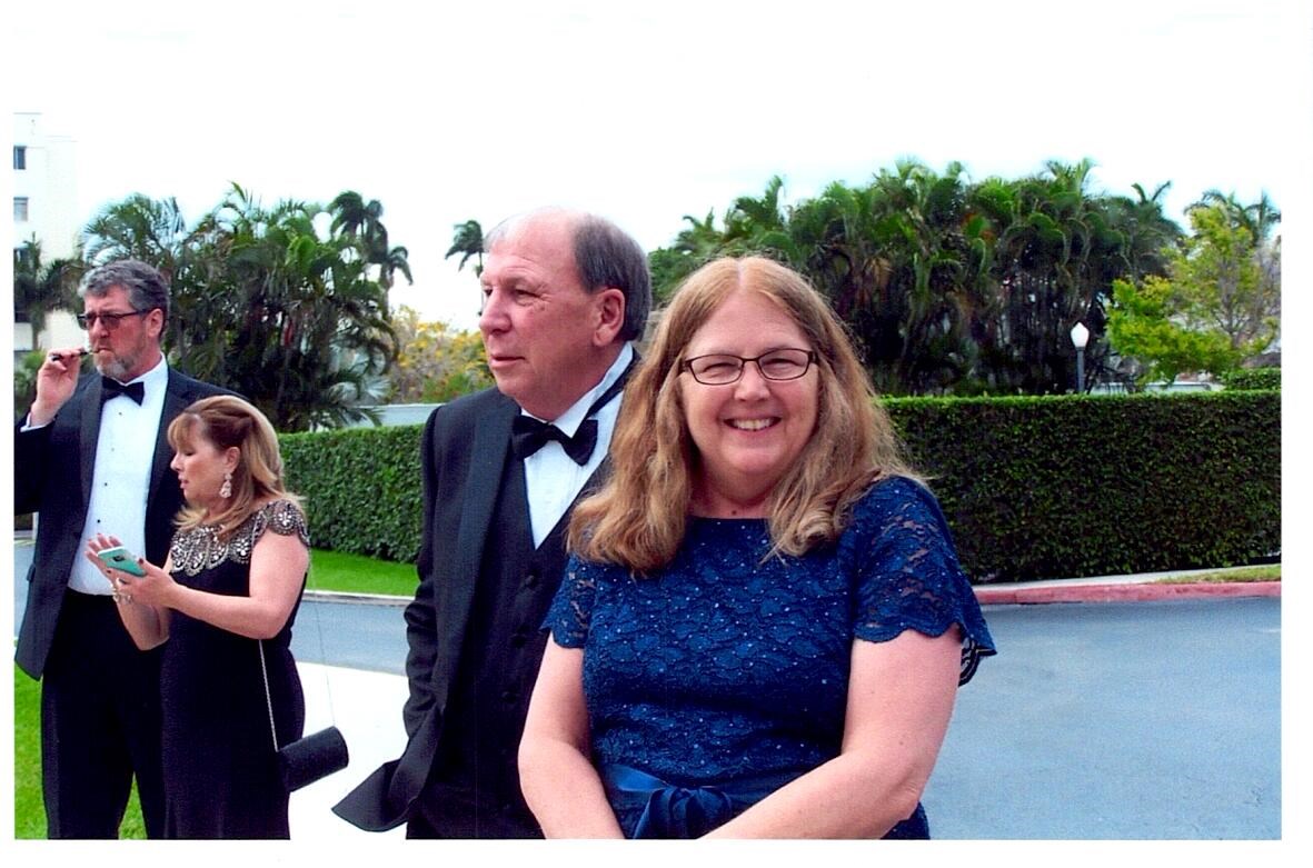 Obituario de Susan Hopkins Carlson