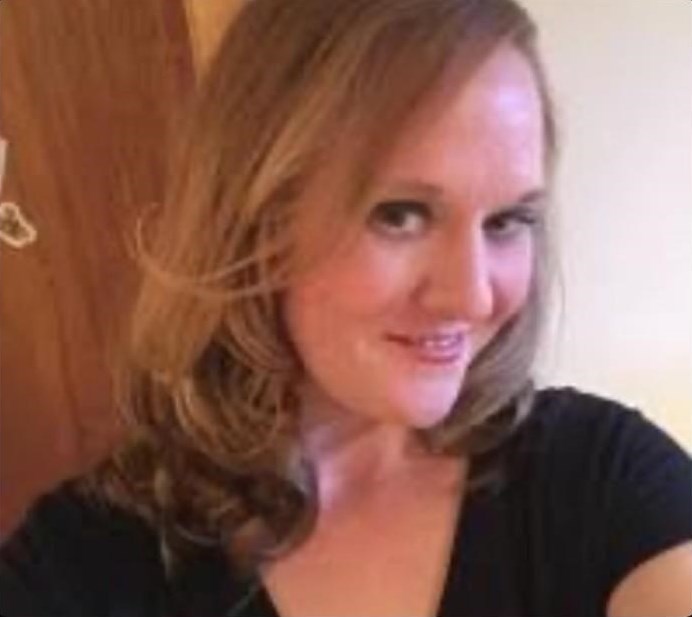 Obituary of Lindsay Elizabeth Daum