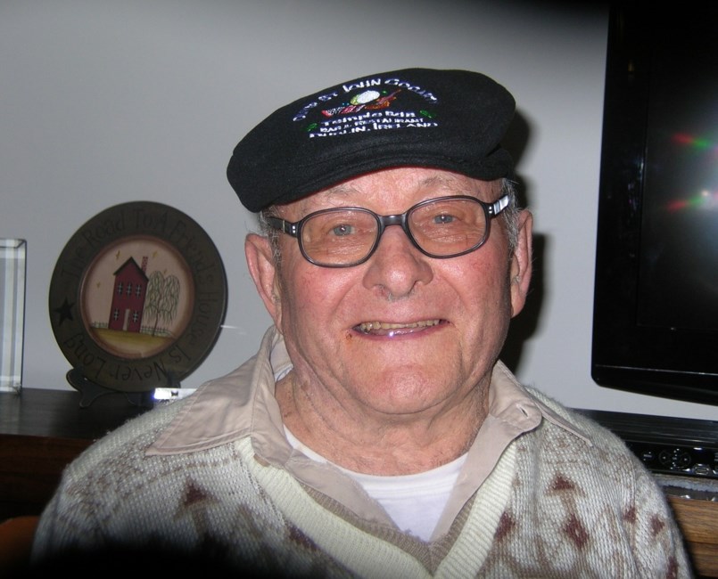 Obituary of Leslie Alexander MacNaughton