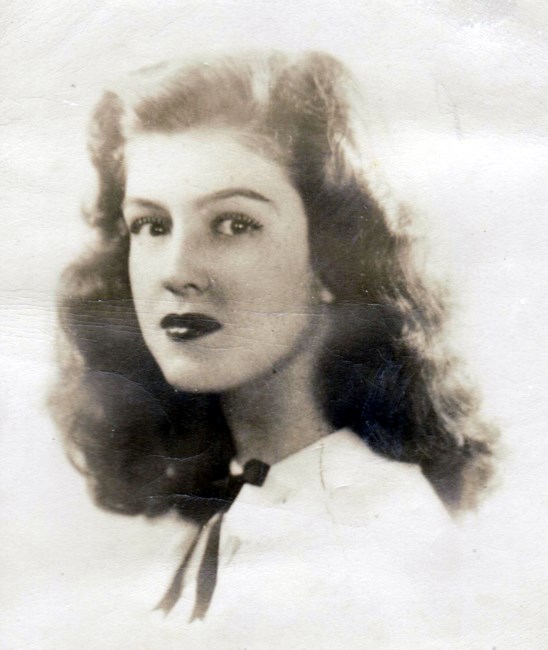Obituary of Elizabeth Marilyn (Nizzari) Holmberg