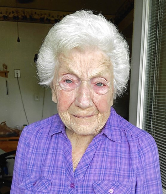 Obituary of Shirley "Maxine" Baker