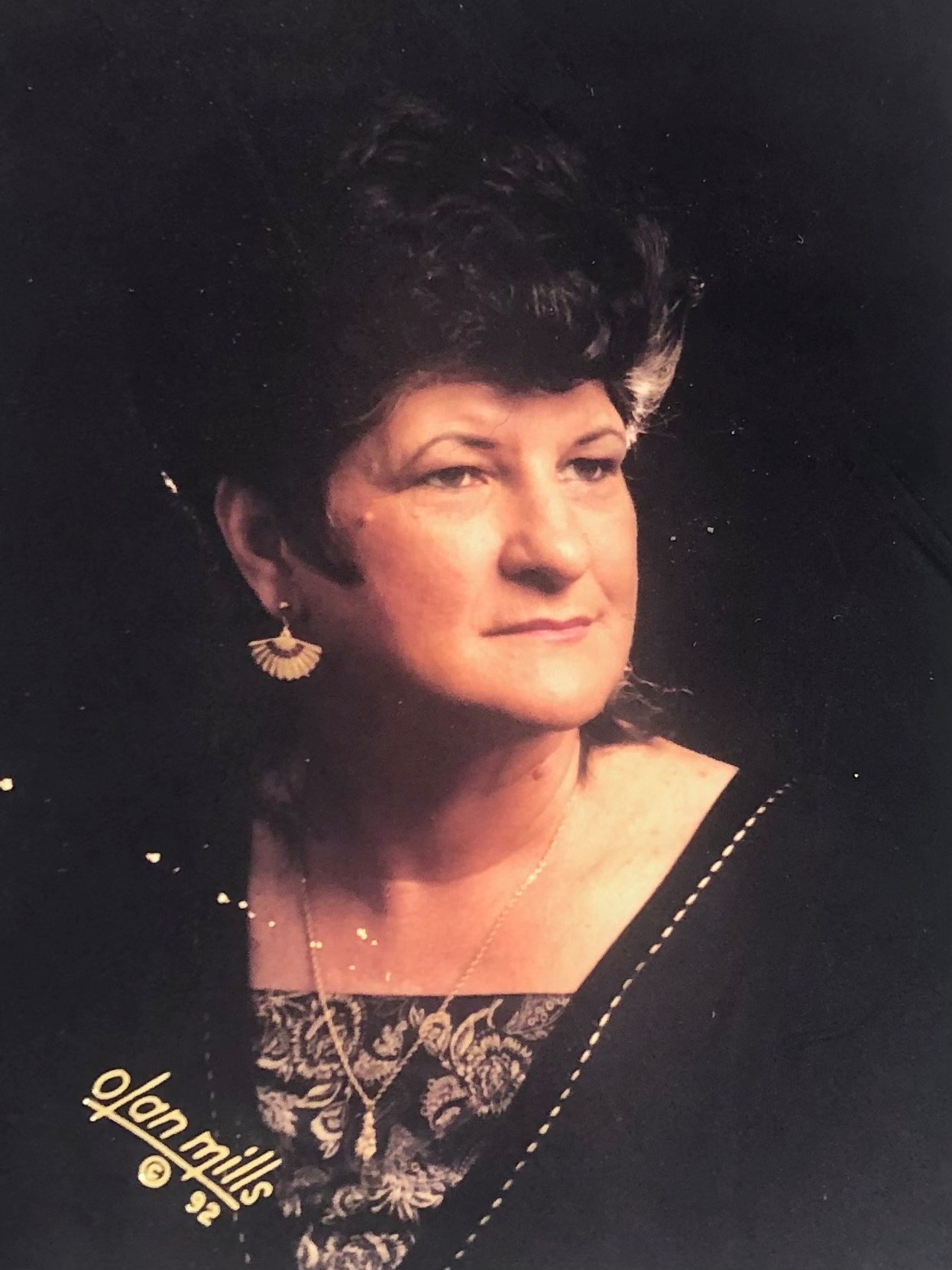 Obituary of Helen Elizabeth (Lins) Charlton