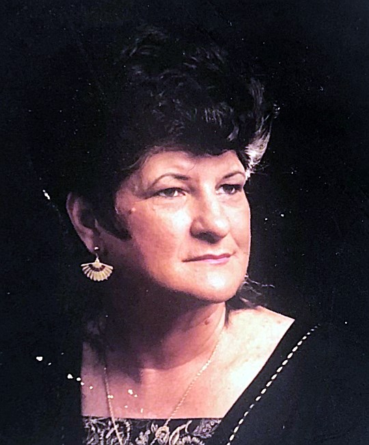 Obituary of Helen Elizabeth (Lins) Charlton
