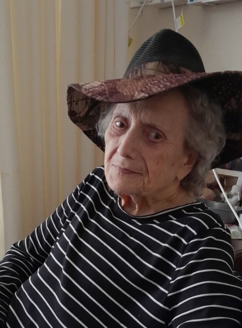 Avis de décès de Mary Evelyn Jean Taylor