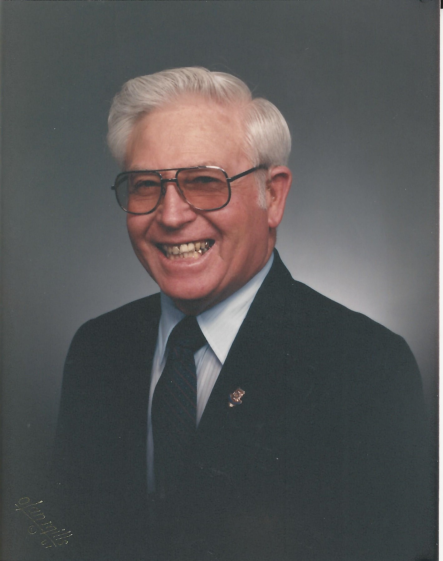Obituary of Darrell D. Elliott