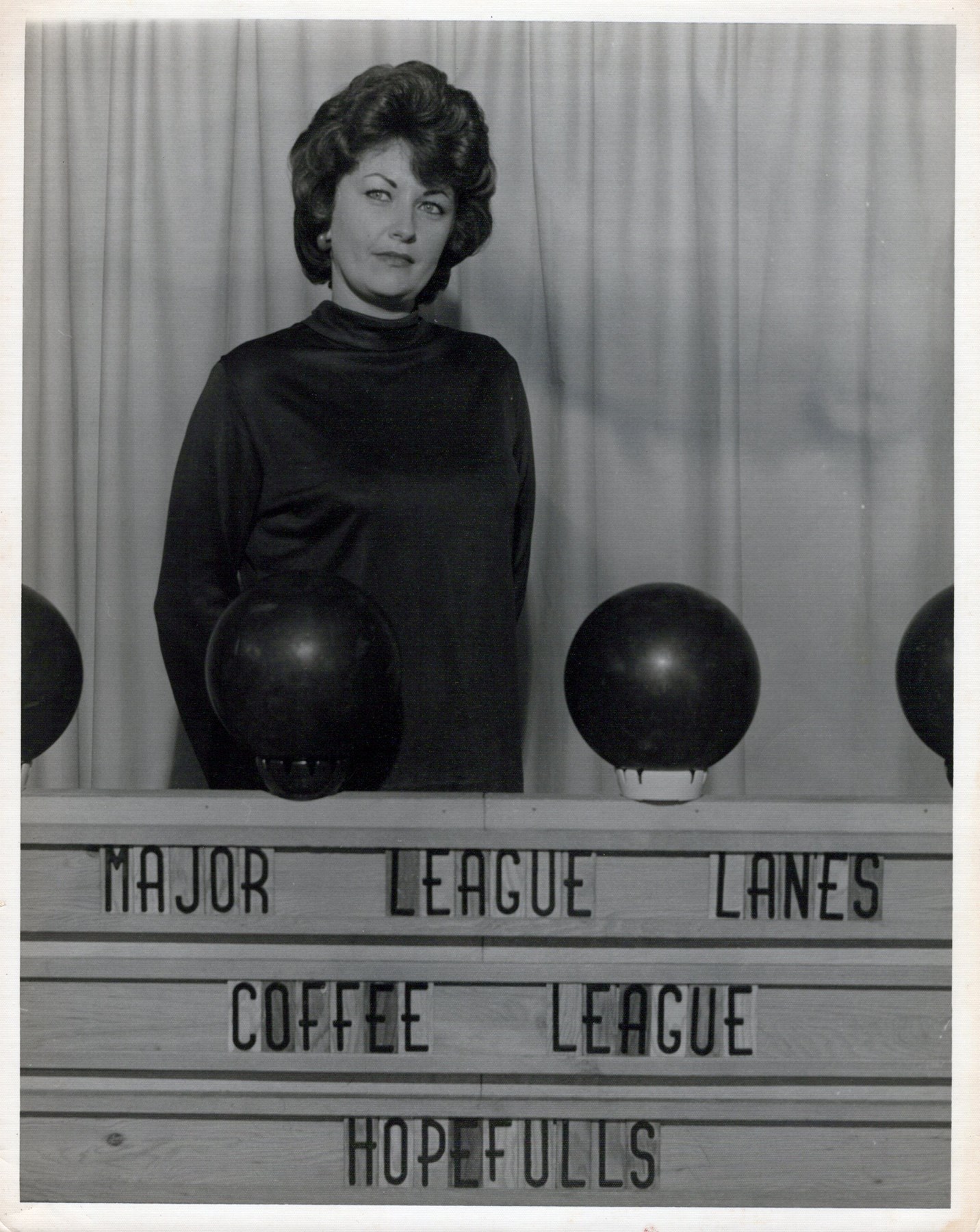 Obituary of Eleanor Dickey Pierce