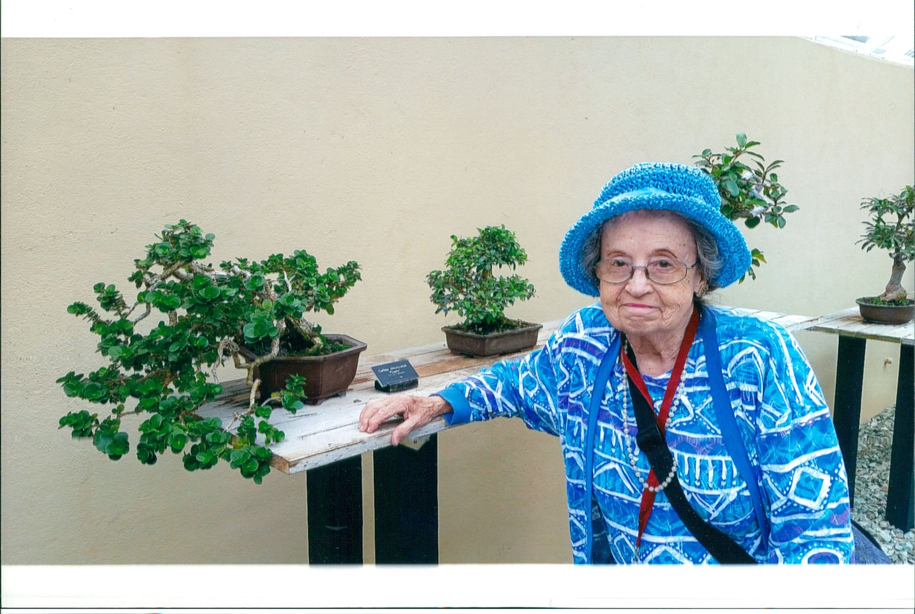 Obituary of Vera Julia Gordon