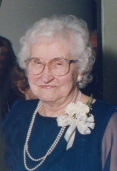 Obituary of Elizabeth (Betty) Julia Houston