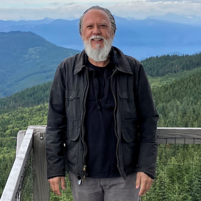 Obituario de Christopher James Mah