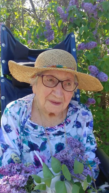 Obituary of Gerda Anna Petzel