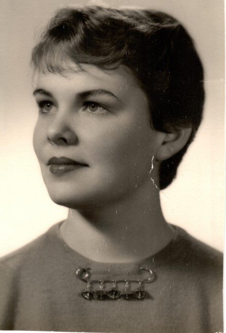 Obituary of Lois Mae De Angelis