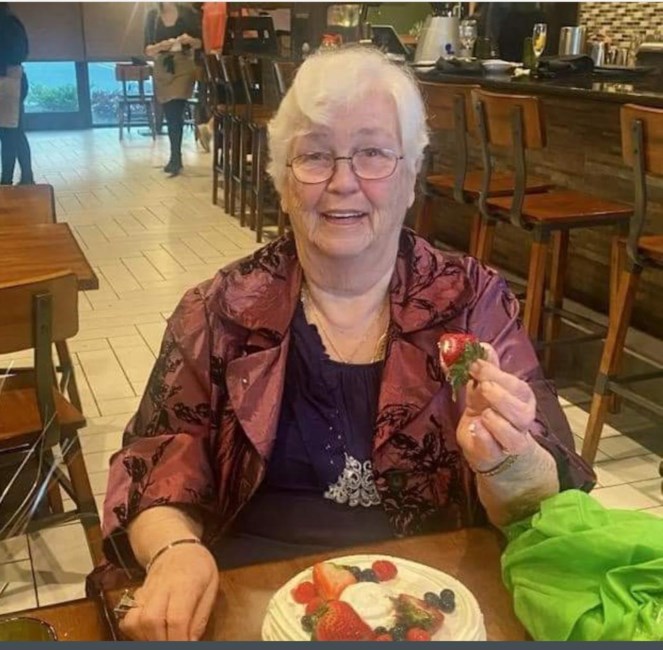 Obituary of Shirley Ann Ray