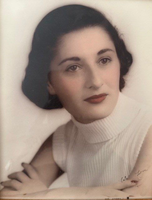 Obituary of Angelica "Kiki" Verses