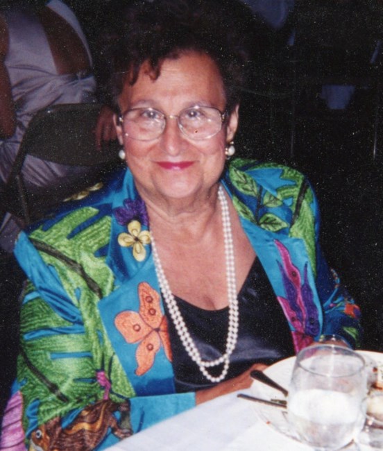 Obituary of Shirley Gertrude Jacobs