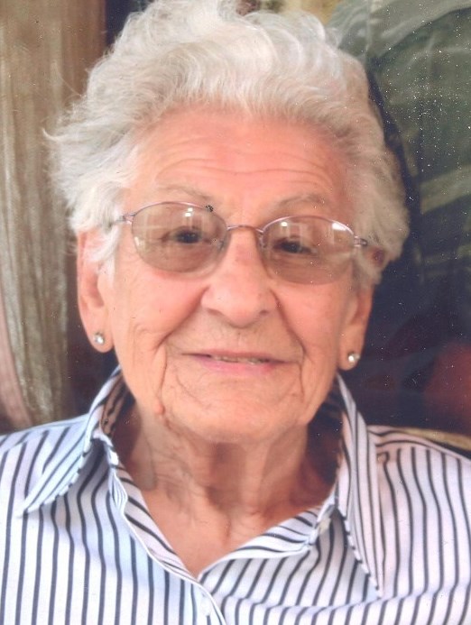 Laura Magnani Obituary Copiague, NY