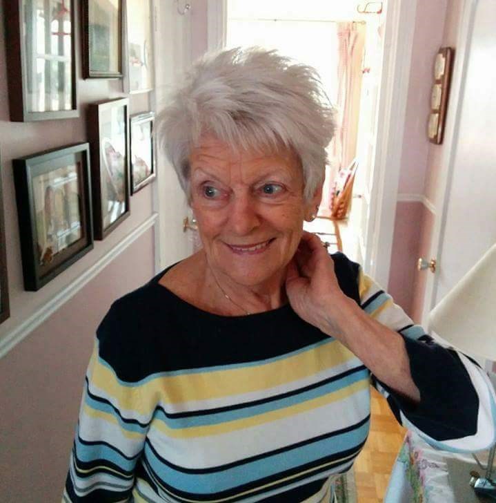 Obituary of Jeannine Tracy