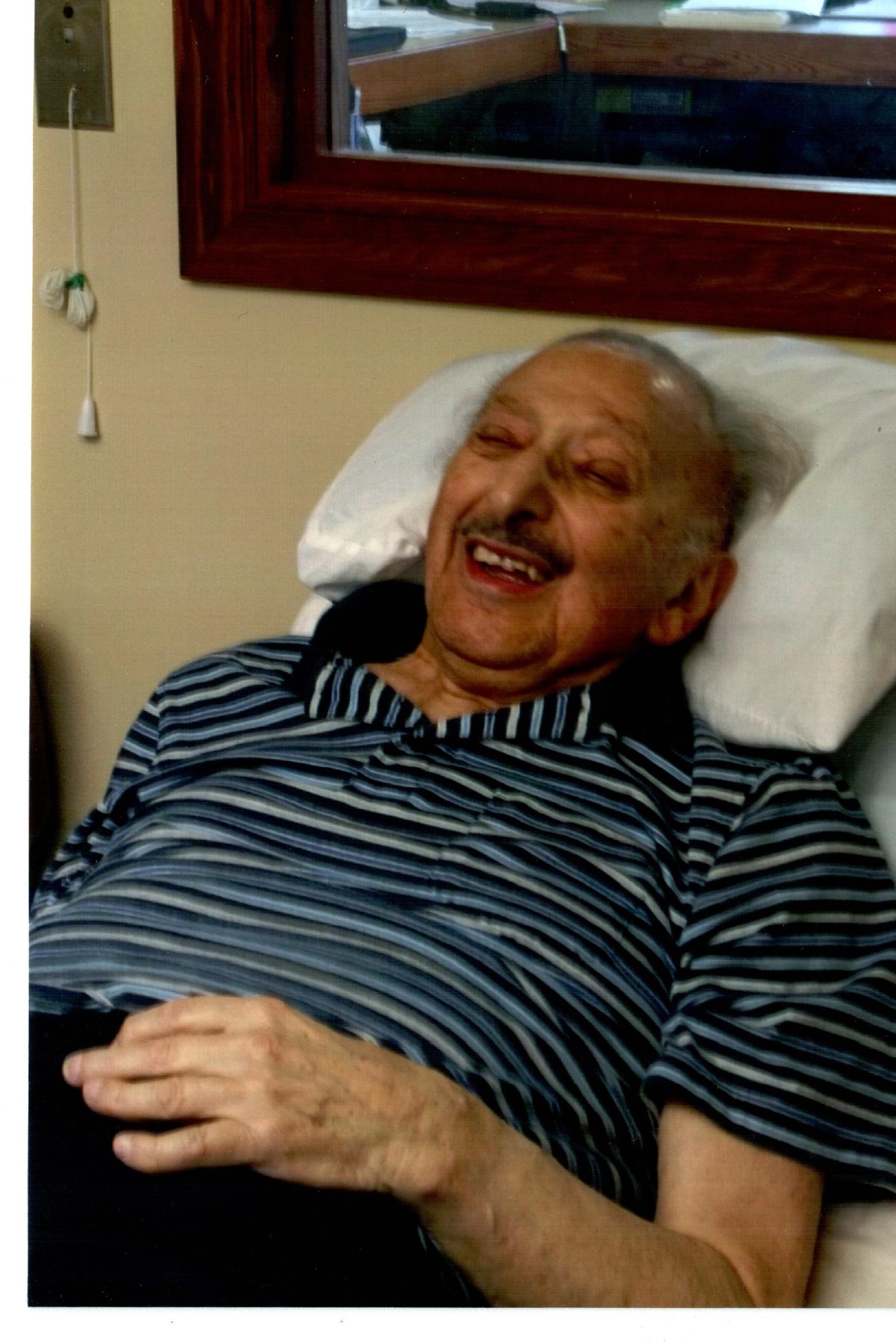 Avis de décès de Edward J Moses