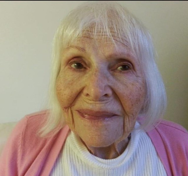 Obituary of Doris Lang