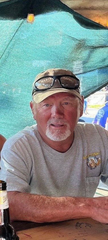 Obituario de James D. Lee