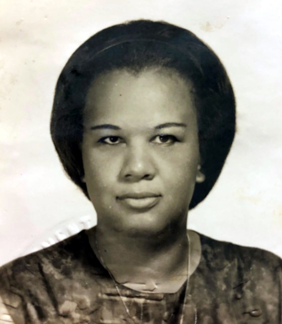 Obituario de Gloria Worsley