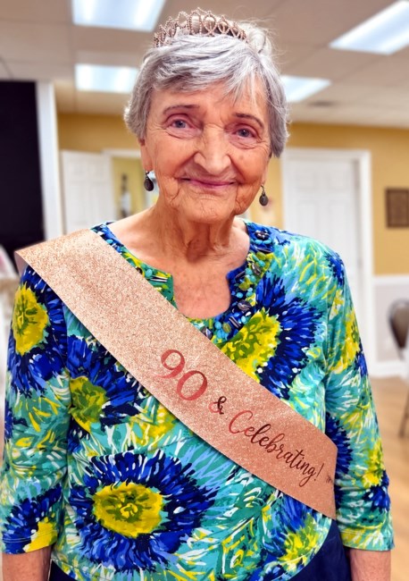 Obituary of Sue B Hoggatt