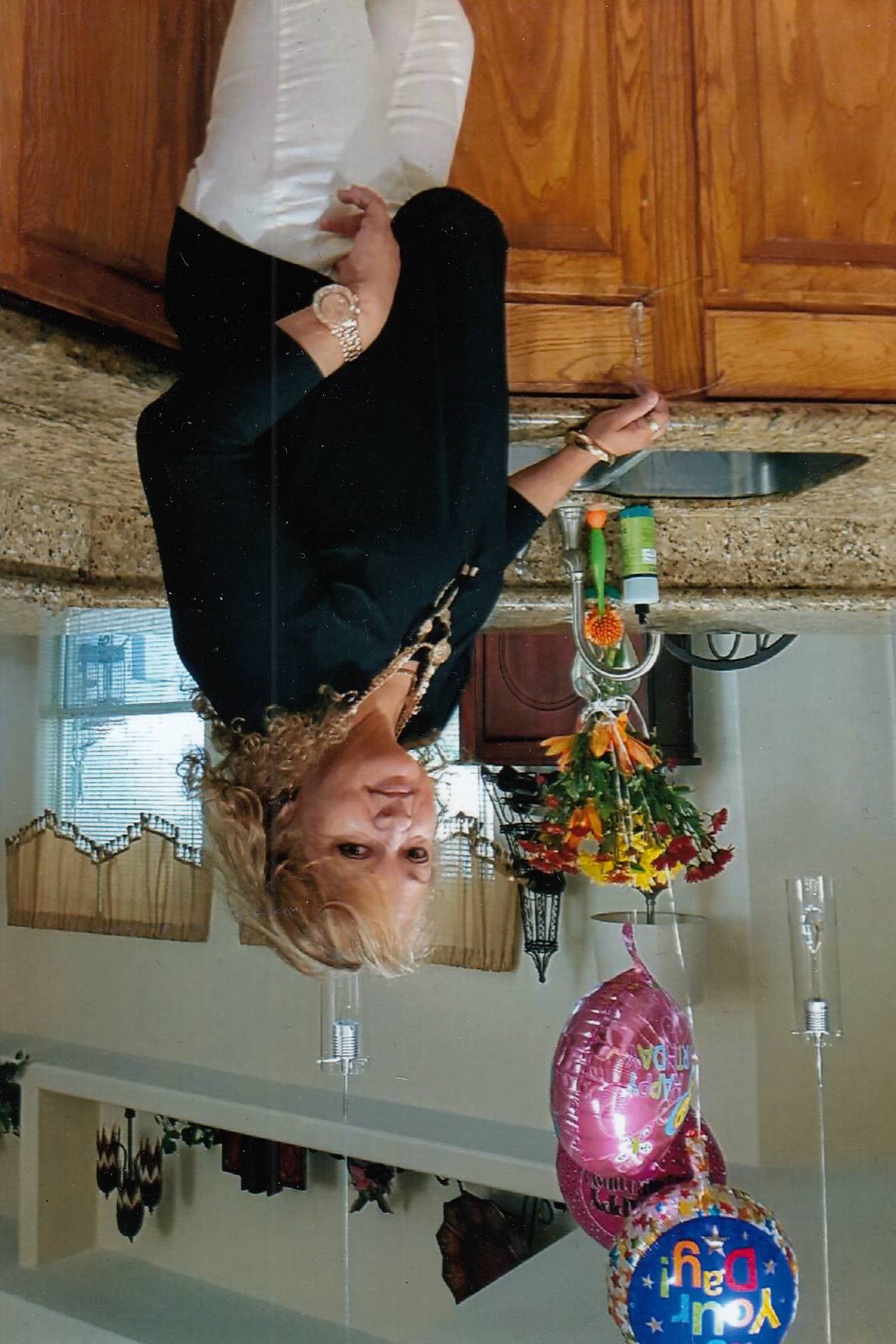 Obituary of Elsa Alvear