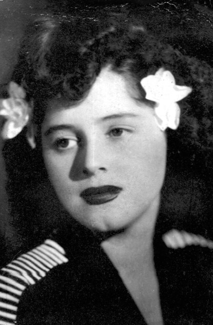 Obituary of Margarita Elena "Nena" Reade