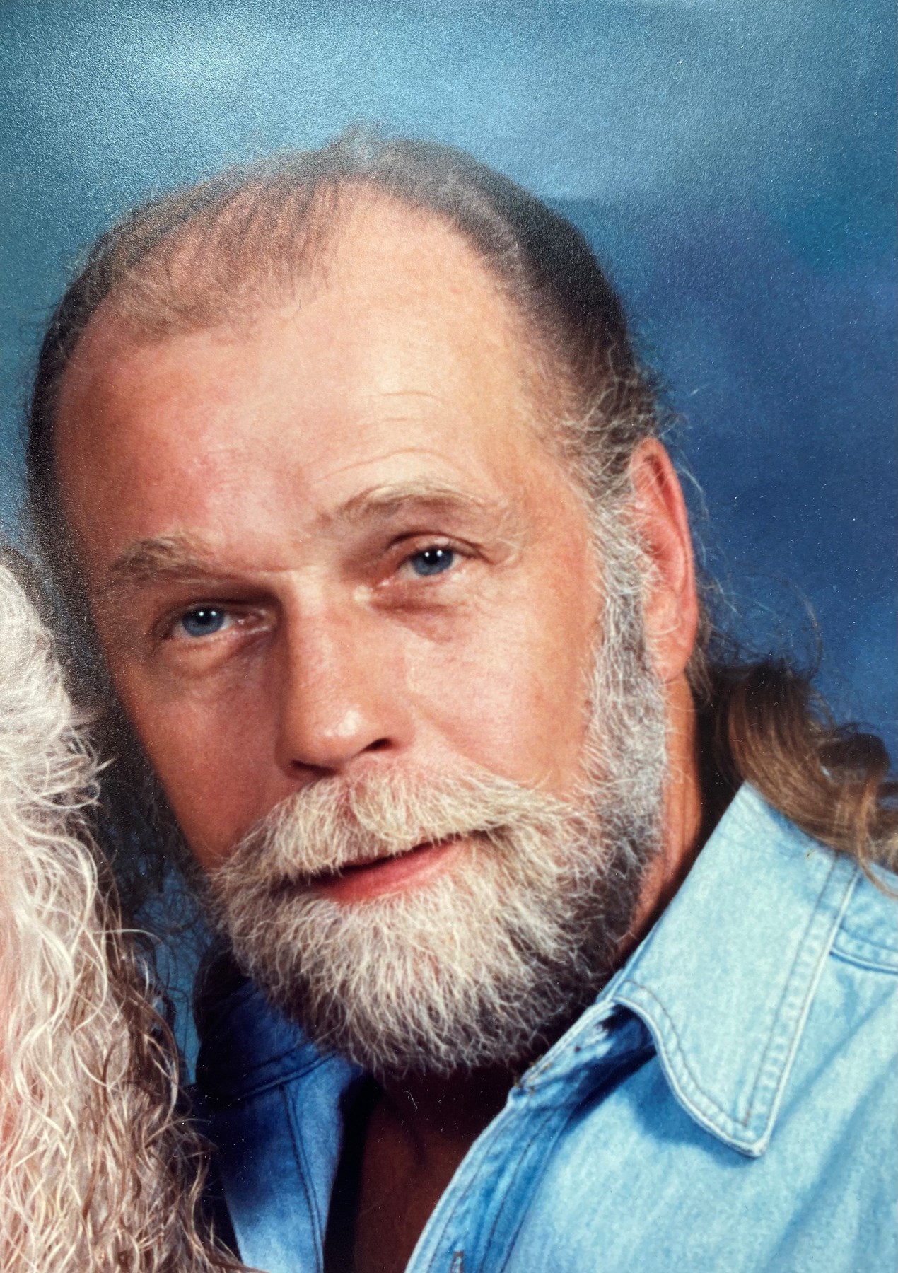 ben hampton artist obituary
