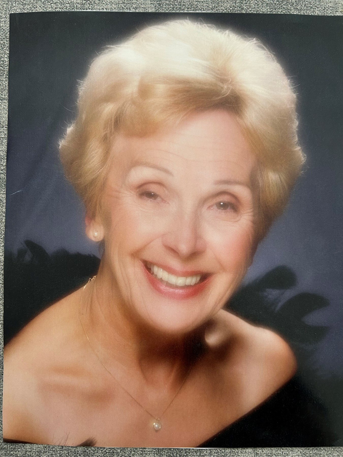 Avis de décès de Christina "Chris " Margarethe Hanson