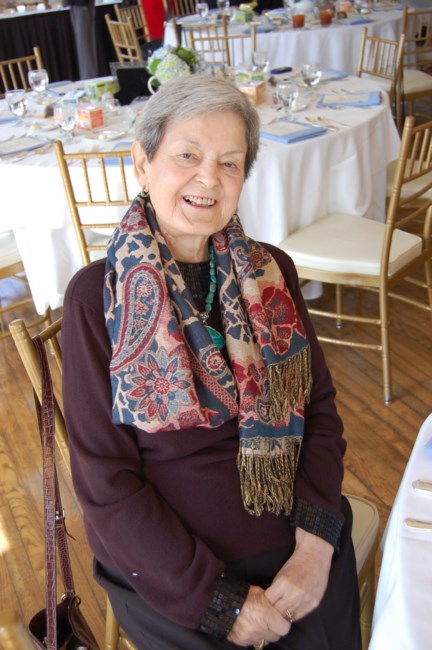 Obituary of Annemarie Sharpless