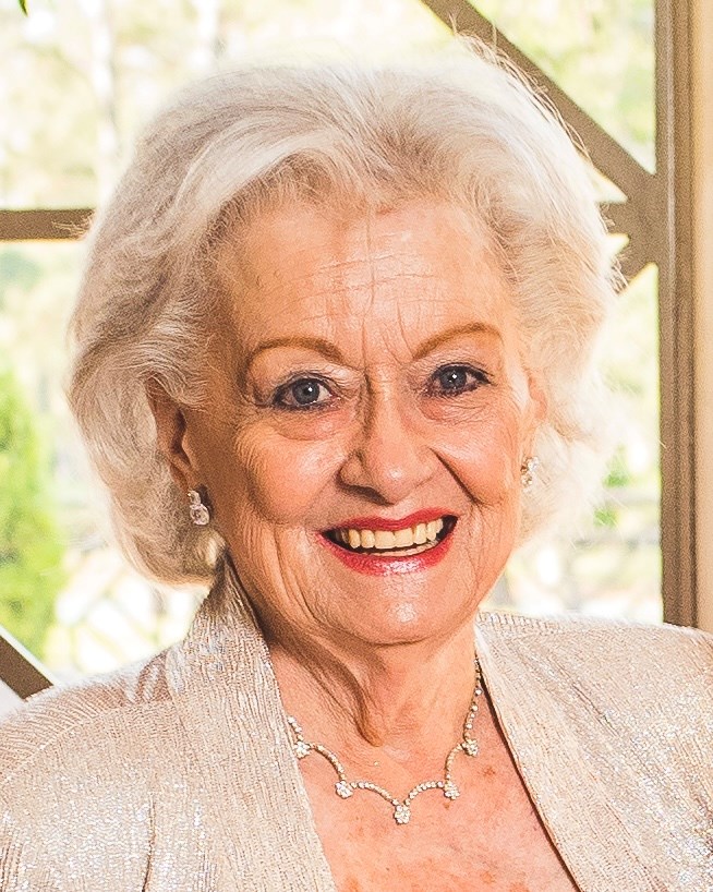 Obituary of Patricia "Patty" Bartlett Paine