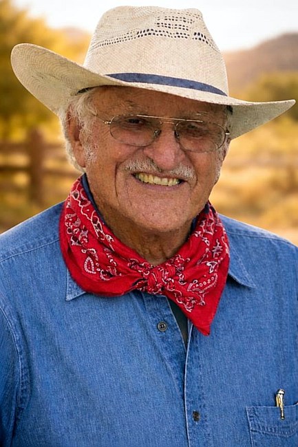 Obituary of Gonzalo Esquivel