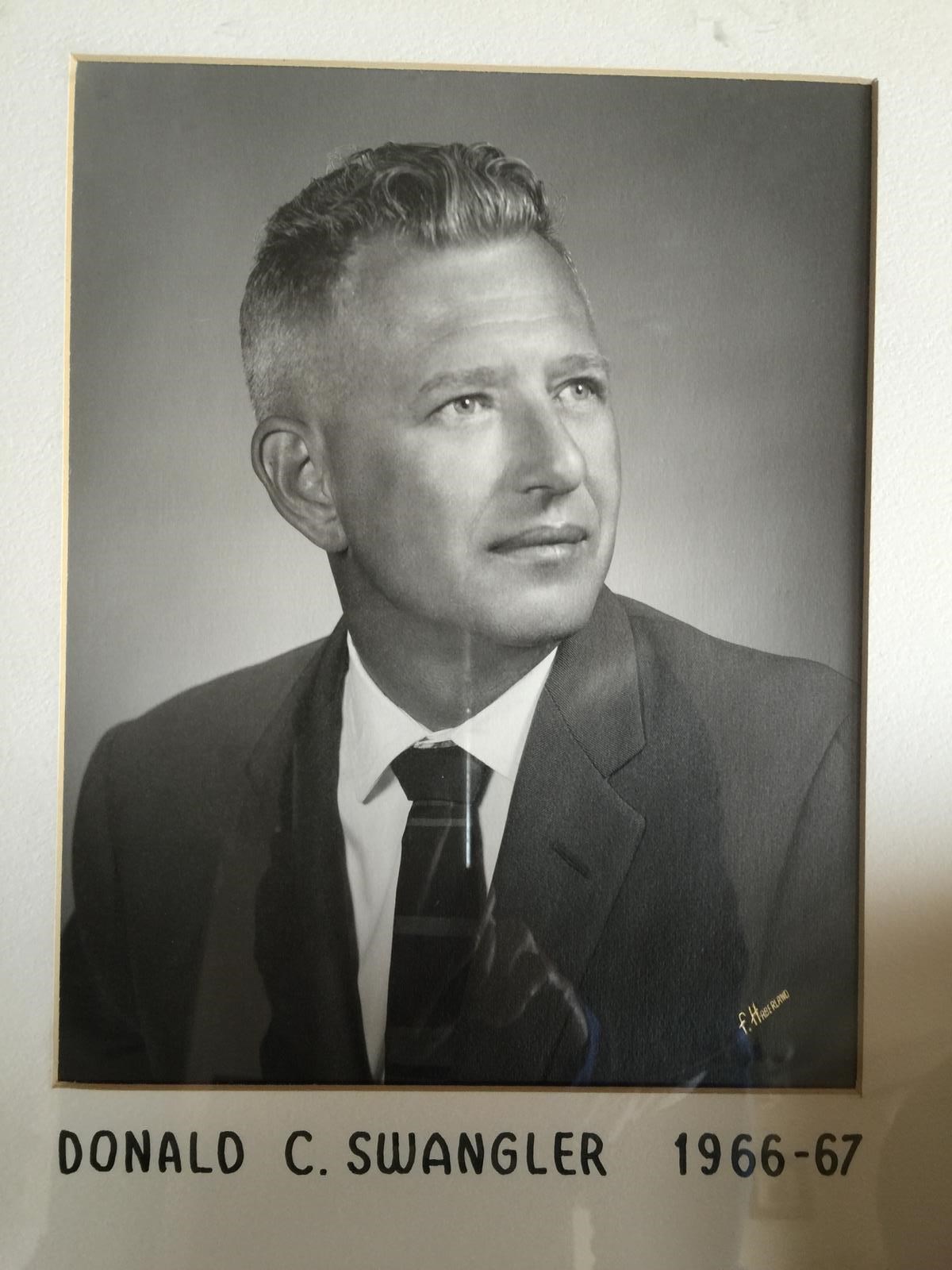 Obituary of Donald Charles Swangler