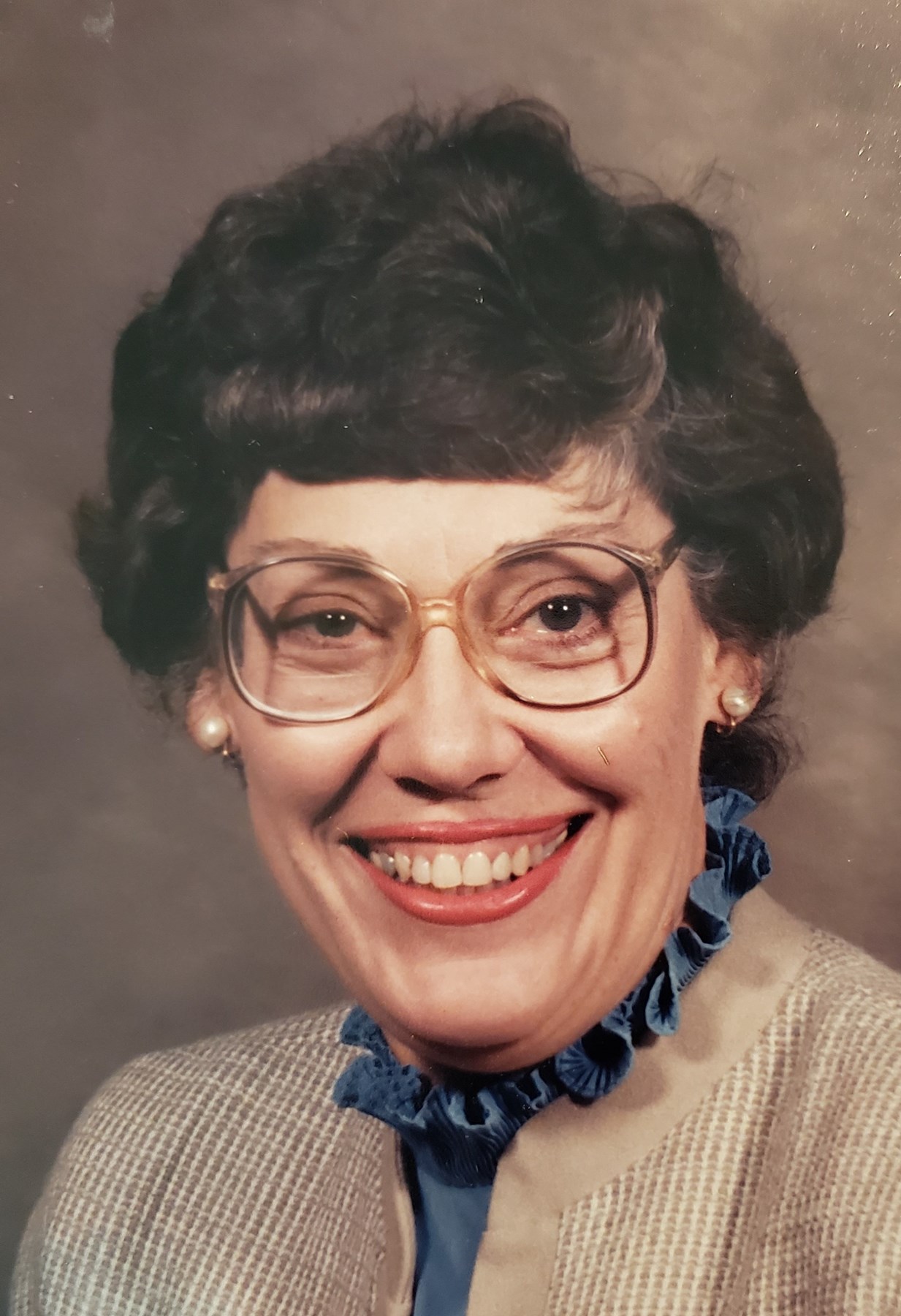 Obituary of Emily Frank Bever