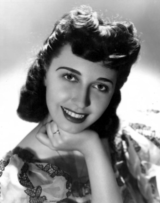 Avis de décès de Lorraine Vlaovich