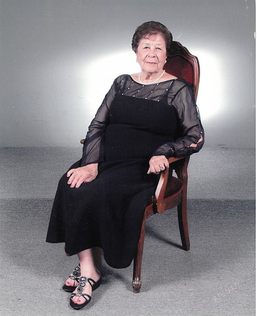 Obituary of Margarita Valles Dominguez