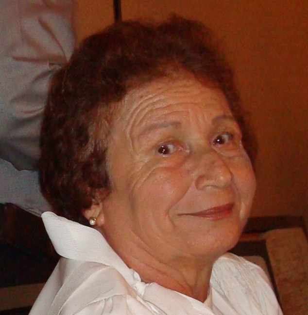 Obituary of Sra Doris E. Almodóvar Camacho