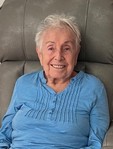 Obituary of Vivian Clara Levy