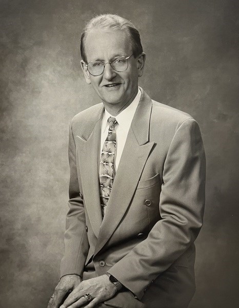 Obituary of Charles Dean Redepenning