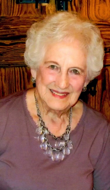 Obituary of Lillian Lowe Shook