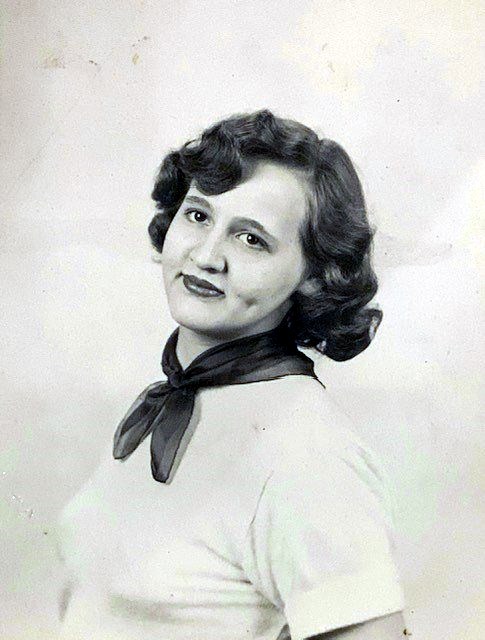 Obituary of Ellen Christine Hall