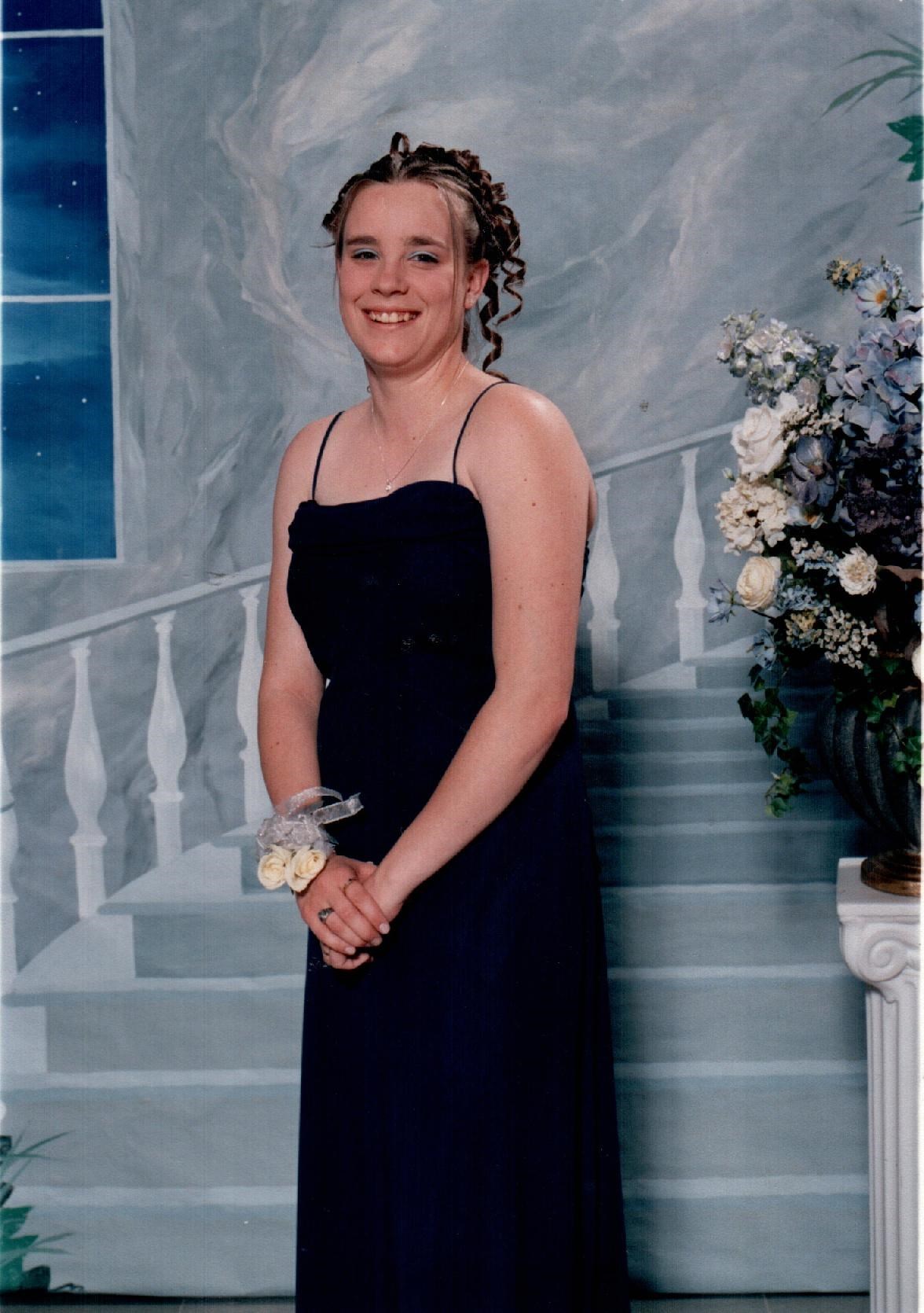 Obituary of Jennifer Lynn Walker